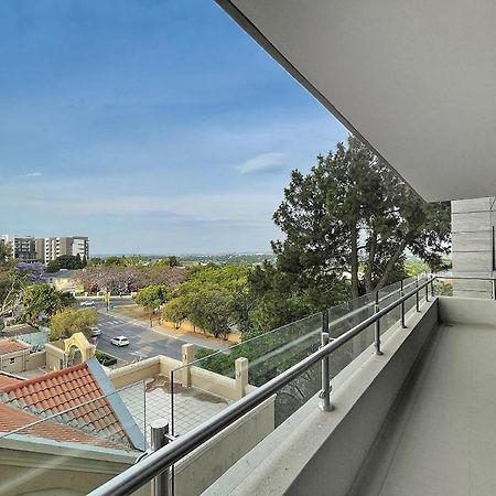 Masingita Towers Executive Suite Johannesburg Buitenkant foto