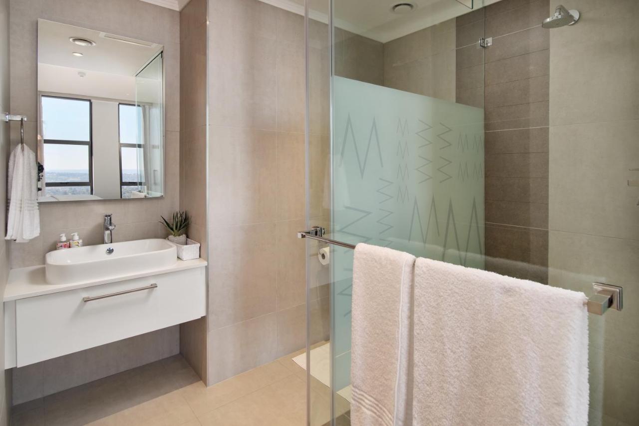 Masingita Towers Executive Suite Johannesburg Buitenkant foto