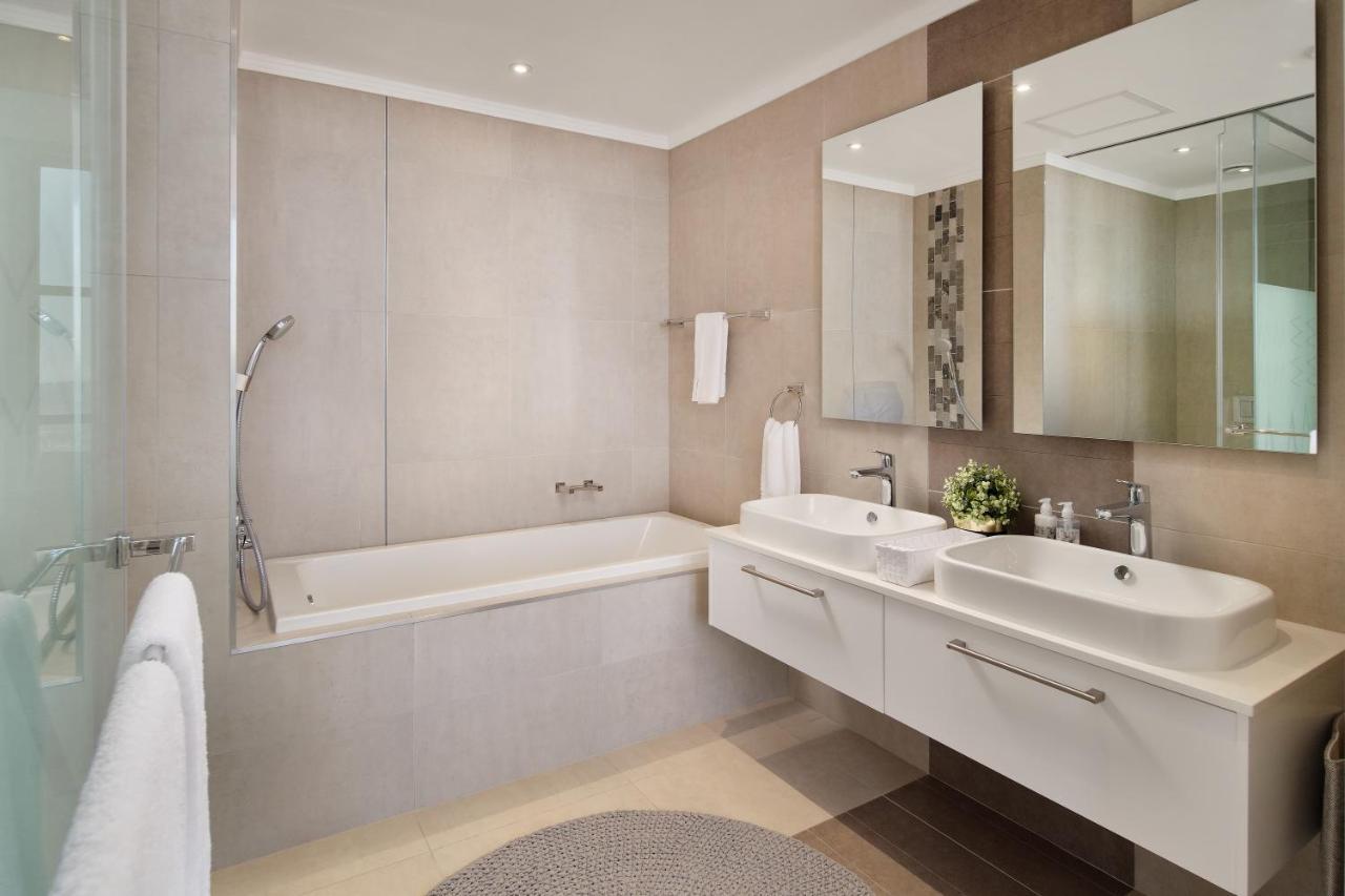 Masingita Towers Executive Suite Johannesburg Buitenkant foto